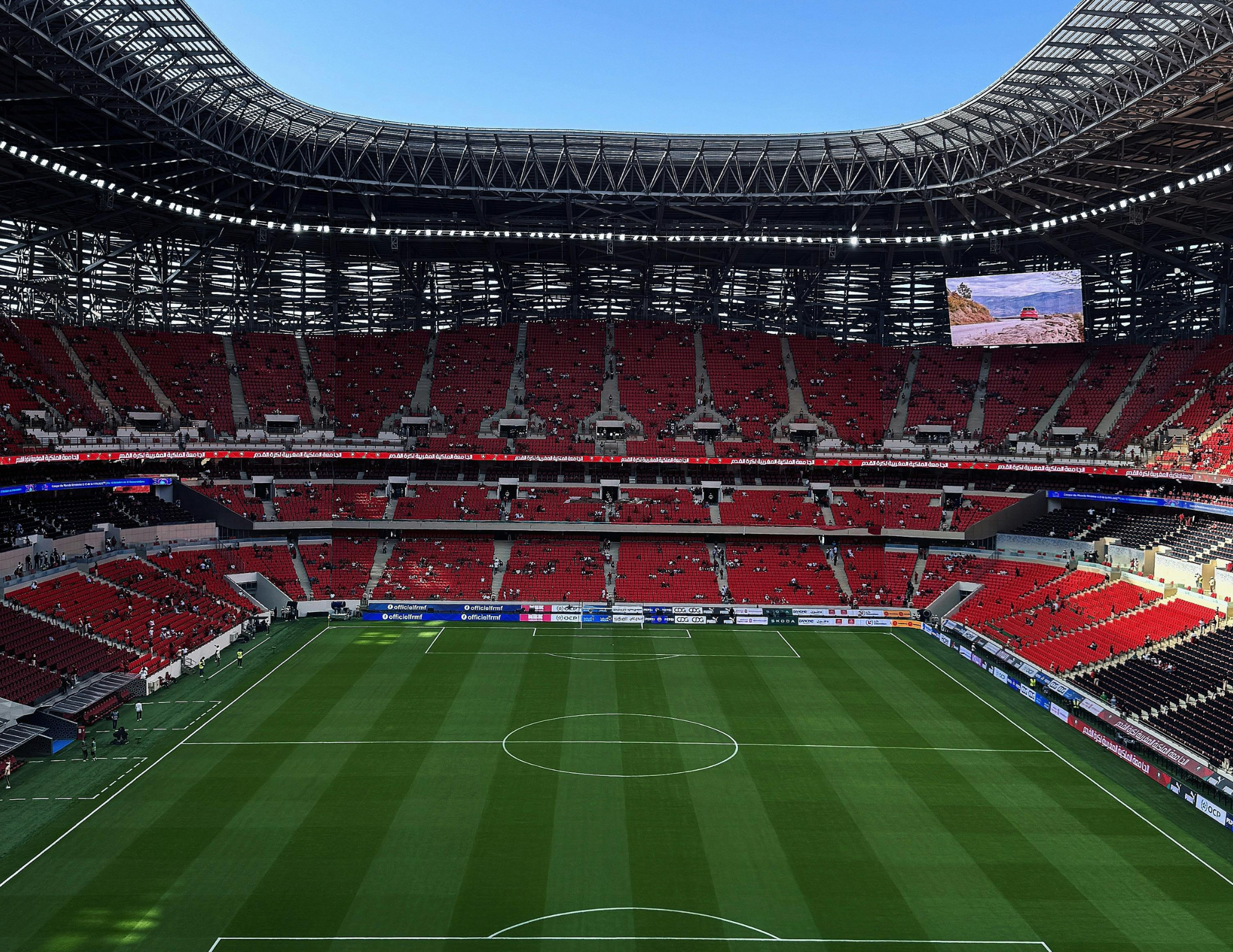 Bilbao Travel Guide-8.png